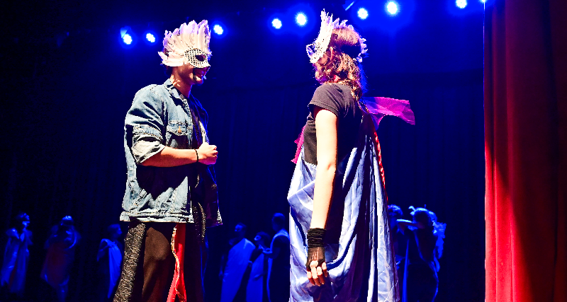 TEATRO 9 A 15 ANOS - 2ª FEIRA- 17H/17H50 