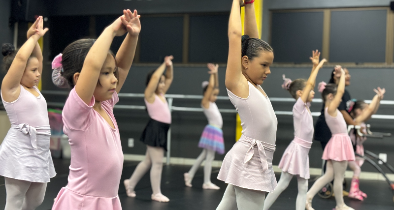 BALÉ INFANTIL 7 A 10 ANOS - 3ª E 5ª - 18H15/19H