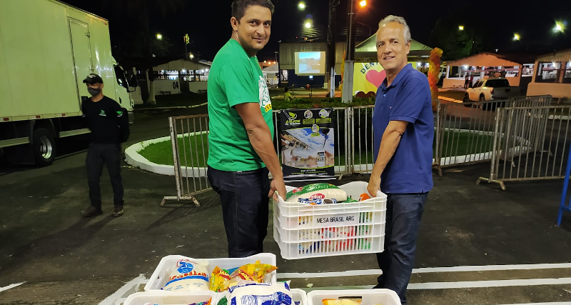 SOLIDARIEDADE – Alimentos arrecadados na Expoara 2021 serão doados nesta sexta em Araguaína 
