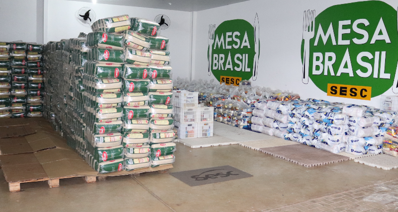 SOLIDARIEDADE – 65.000 quilos de alimentos arrecadados no Futebol Solidário serão doados pelo Mesa Brasil Sesc