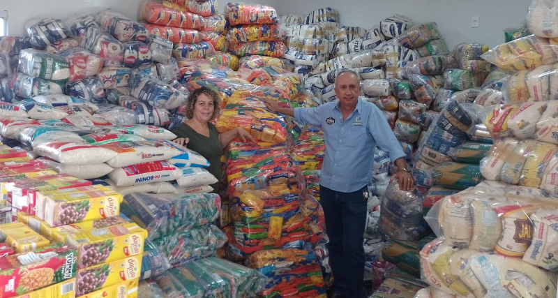 SOLIDARIEDADE - Mesa Brasil e Sindicato Rural de Araguaína realizam entrega de 48 toneladas de alimentos arrecadados na Expoara