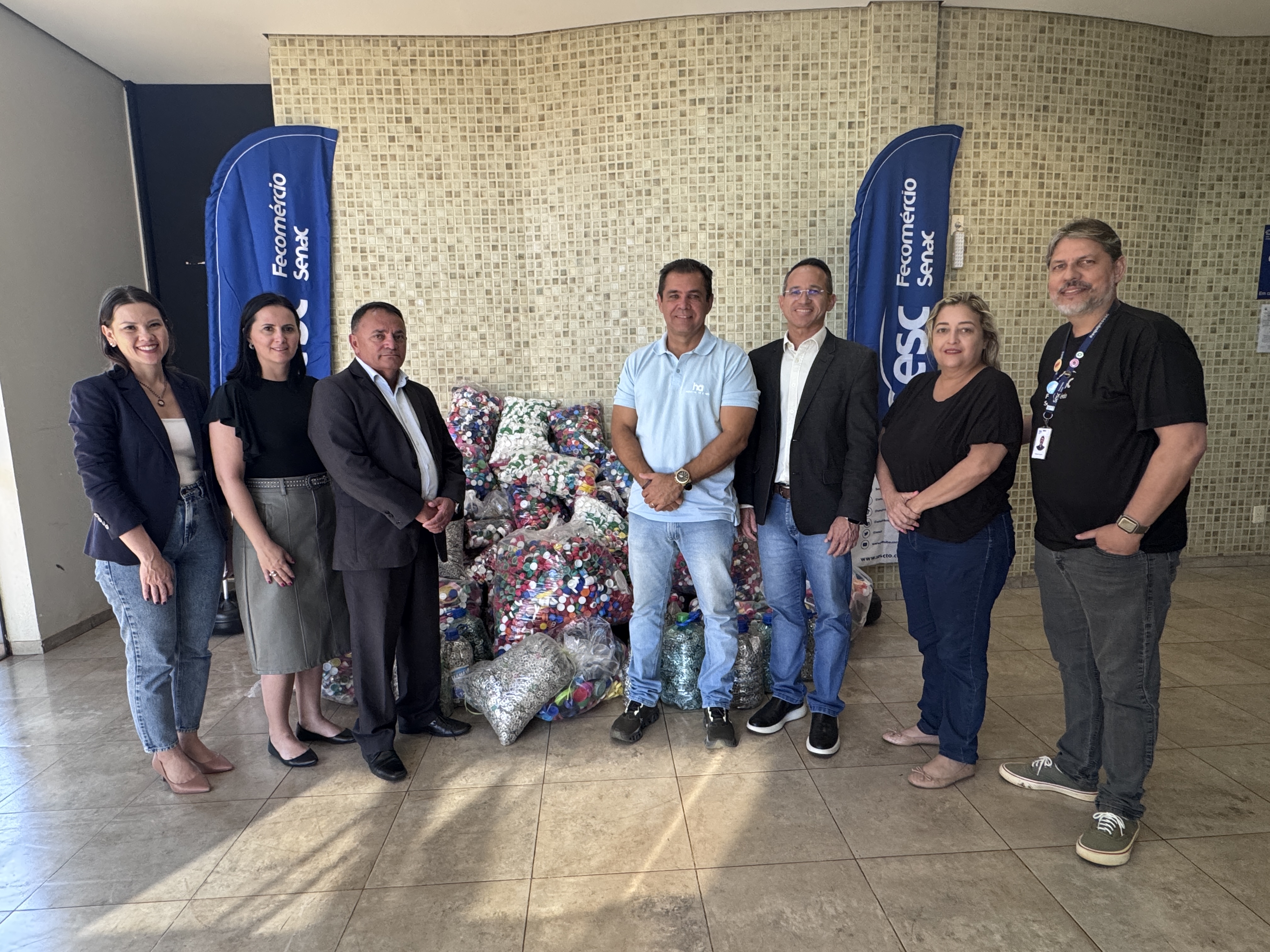 Sesc Tocantins entrega mais de 800 quilos de recicláveis ao Hospital de Amor Tocantins